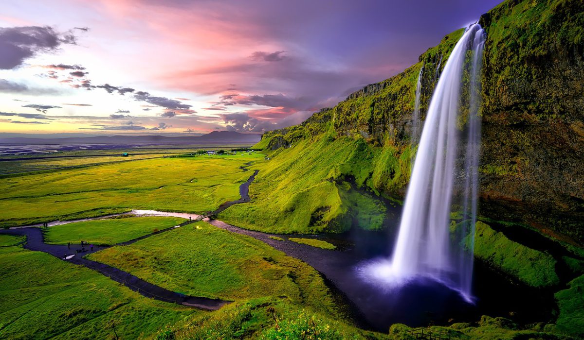 seljalandsfoss-1751463_1280